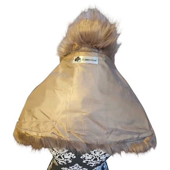 Cape S/M Cropped Short Stole Shawl Fuax Fur Golden Tan Mobwife New Years Party - Picture 9 of 12